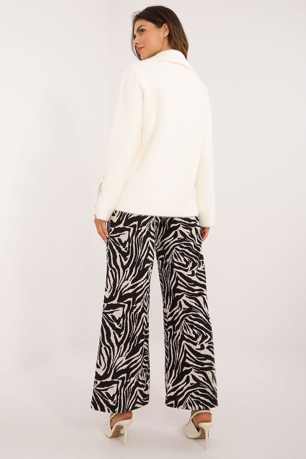 Kurtka Damska Model MBM-KR-250.77 Ecru - MBM