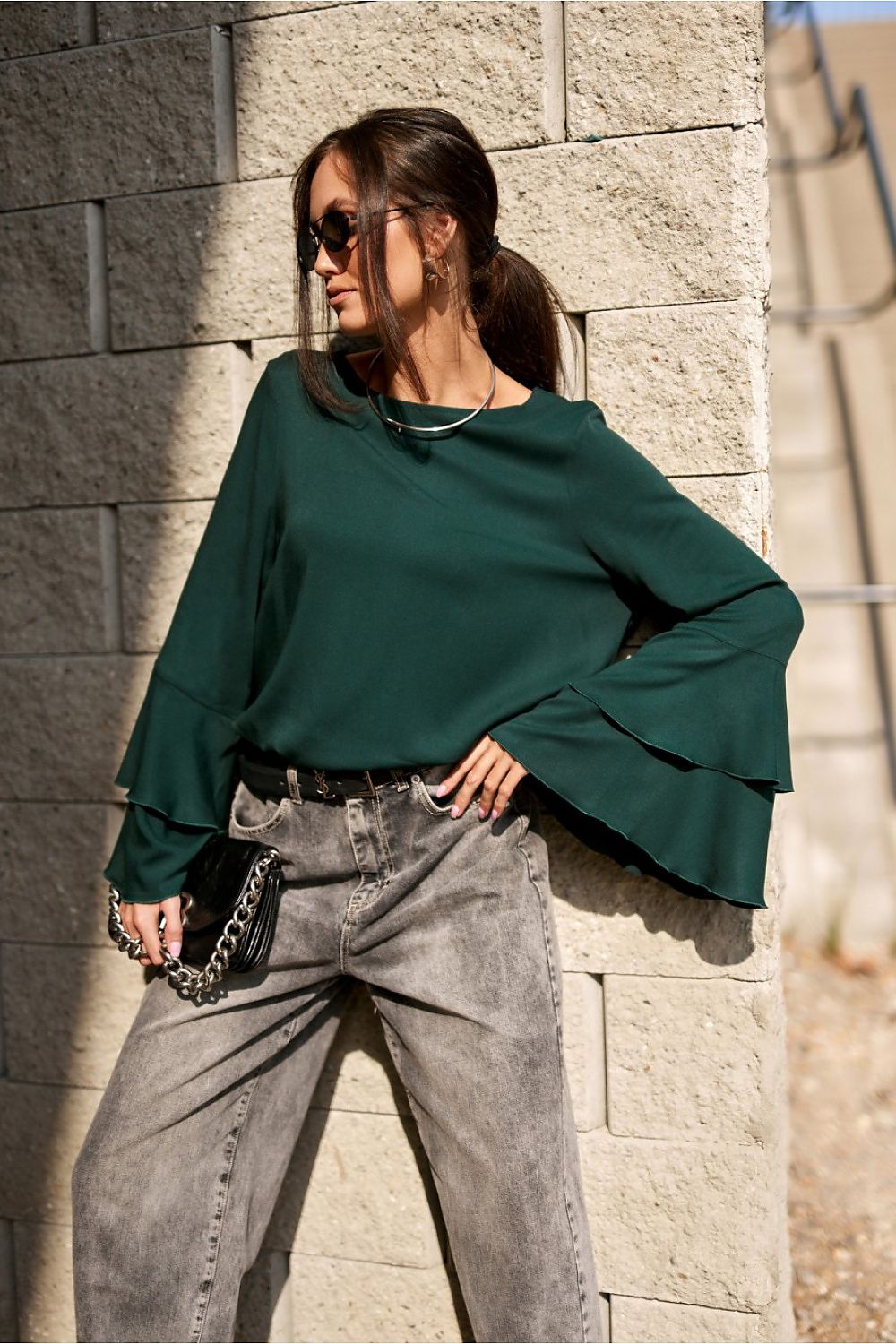 Bluzka Model Camila BUT BLU0218 Bottle Green - Roco Fashion