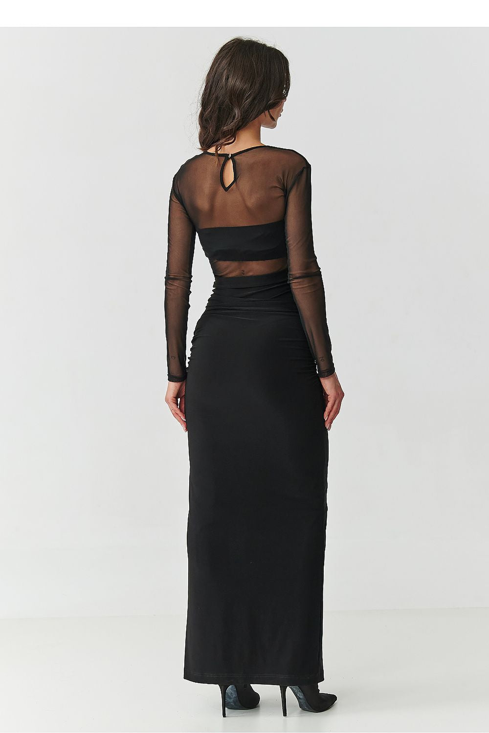 Sukienka Model M911 Black - Makadamia