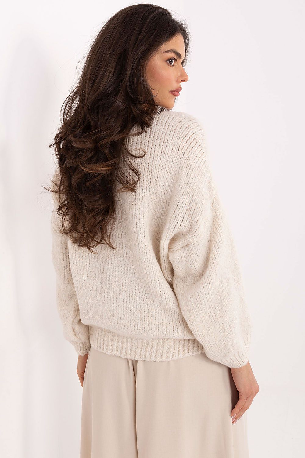 Sweter Damski Model MI-SW-0919.18 Light Beige - Italy Moda